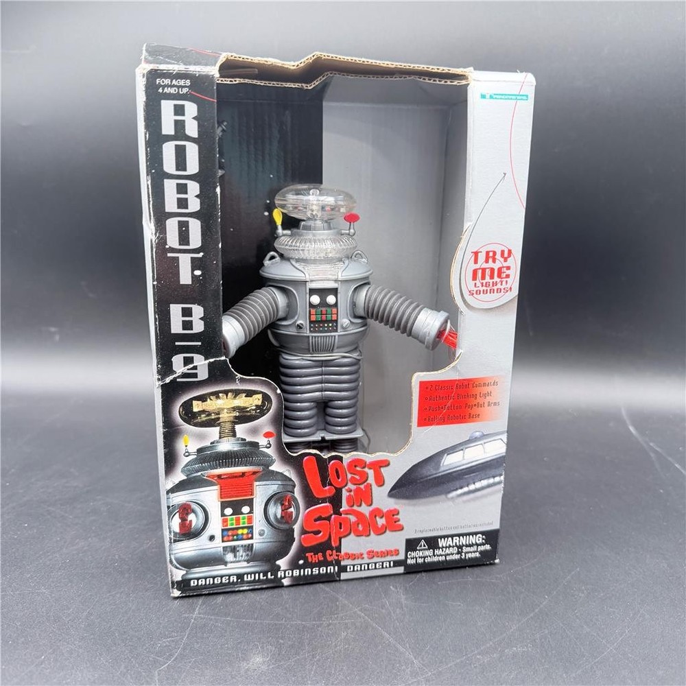 Vintage 1998 LOST IN SPACE The Classic Series Trendmasters 7” B-9 Robot