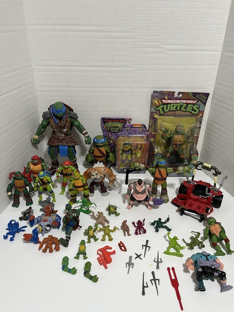 Huge Teenage Mutant Ninja Turtles Lot – 31 Figures & Mixed Accessories