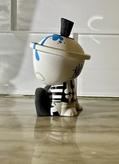 CanBot Clutter 3oz Series 1 AP Artist Proof Modern Hero by MADL Signed