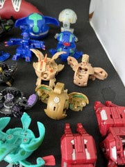 Bakugan Battle Brawlers Action Figures Lot of (27) + Extras Fast Shipping!!!