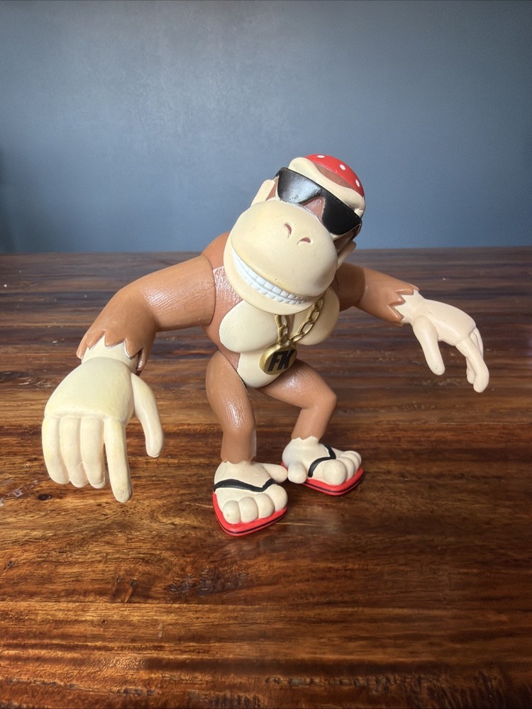 Surfin Funky Kong Figure 1999 Nintendo 64 Toy Island Rare Collectible Bandana