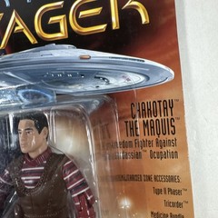 Playmates Star Trek Voyager Chakotay The Maquis Action Figure New Sealed 1996