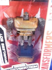 New Transformers Sparkless BOT Deluxe Class Netflix War For Cybertron