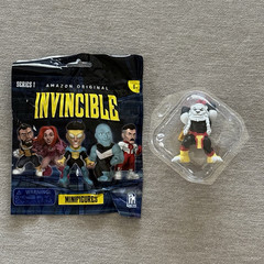 Invincible Series 1 Phatmojo Battle Beast Mystery 3” Mini Figure Minifigure
