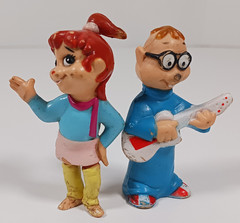 Lot of 2 Vintage 1983 Alvin & The Chipmunks Chipette PVC Figures Simon Brittany