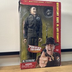 2001 Sideshow Gunnery Sgt. R Lee Ermey 12” Motivational Talking Action Figure