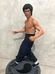 CHINA.X-H Fist of Fury Kung Fu Master Lee 1/6 Resin Tribute Statue Li Xiaolong