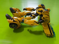 Transformers Prime First Edition Deluxe Bumblebee Hasbro NO IMPORT FEES TARIFF