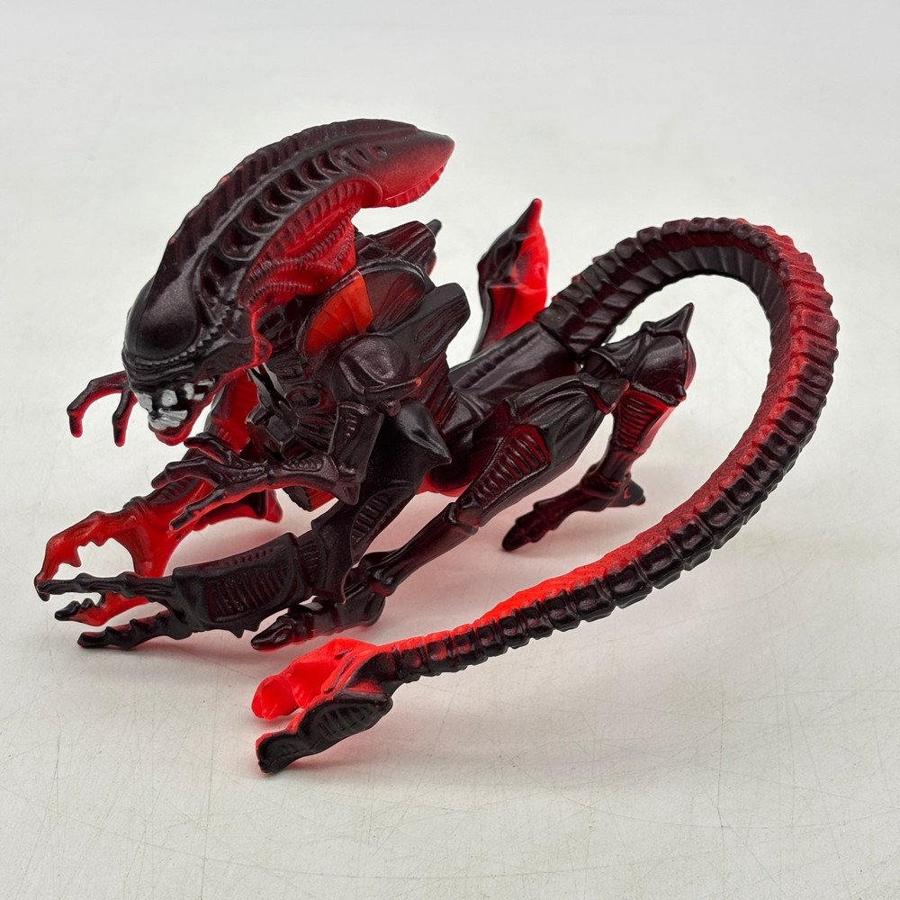 Vintage 1993 Kenner Aliens 3 Killer Alien Crab Scorpion Action Figure