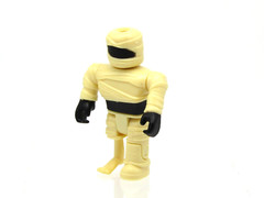 Jazwares LLC Roblox Jailbreak Museum Heist Cursed Mummy Action Figure 2.5″