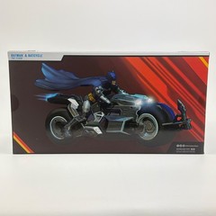 McFarlane DC Multiverse Batman and Batcycle The Flash Movie 7 Inch Figure Set