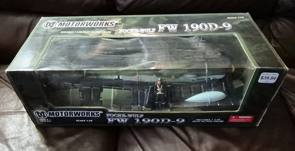 21st century toys 1:18 scale Motor Works 1/18 Fw-190D-9 WWII Vintage New In Box