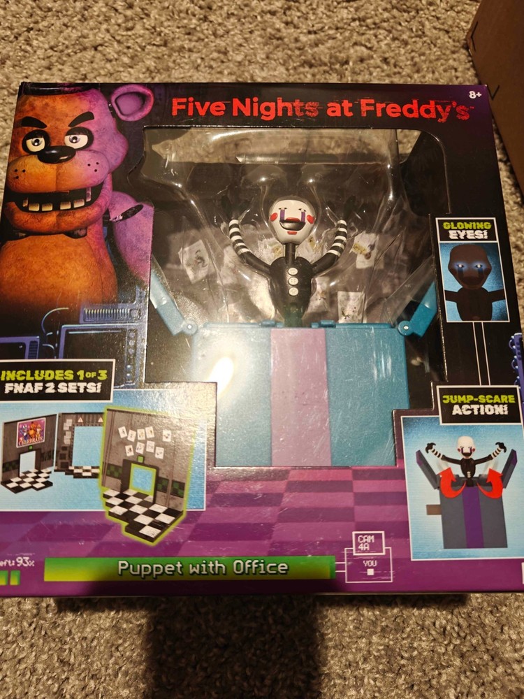Jazwares Five Nights at Freddys 2 Puppet with Office Collector Figure Set FNAF