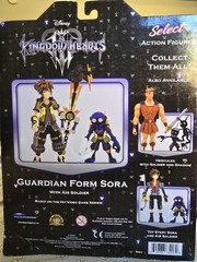 Diamond Select Kingdom Hearts 3: Guardian Form Sora & Air Soldier Action Figures
