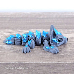 Tiny Crystal Wolf 3D printed articulated 4″ Flexi Fidget Collectible Desk Pet
