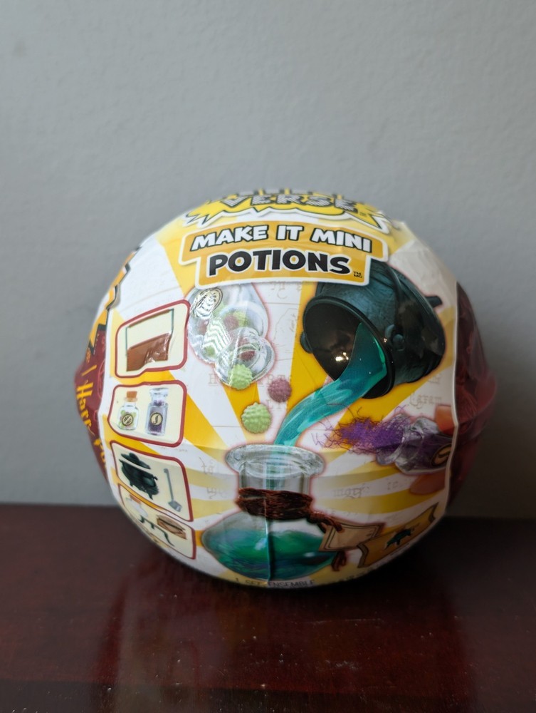 ONE Random SEALED MGA’s Miniverse Harry Potter Make It Mini Potions Wizard