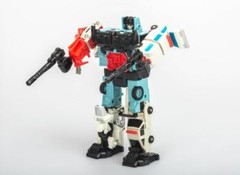 Transformers G1 Defensor reissue brand new NO BOX