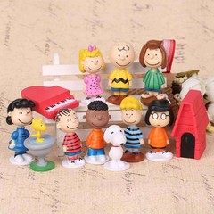 Peanuts Charlie Brown Snoopy Playset 12 Figure Cake Topper Usa Toy Set