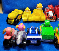 Paw Patrol Car Lot 18 Die Cast & Plastic Vehicles W Drivers Nickelodeon Toys