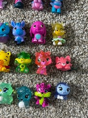 Lot Of 21 HATCHIMALS CollEGGtibles – Varies Seasons – Mixed Lot