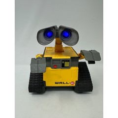 Mattel Disney Pixar Wall-E Interactive Light Up Sound Action Figure GPN30