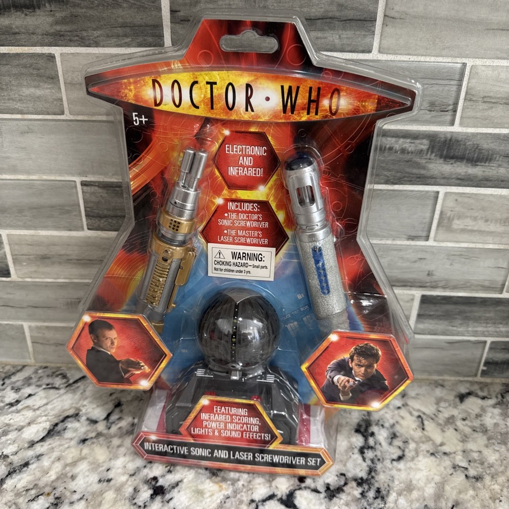 Doctor Who Interactive Sonic Laser Screwdriver Infrared Game Set Sealed New