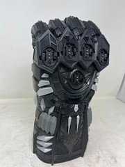 Marvel Infinity Gauntlet Light-Up Sound FX Articulated Cosplay Glove Black AS-IS