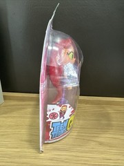 DC Comics Teen Titans GO! Twisty Titans Starfire Flexible 6″ Action Figure Toy