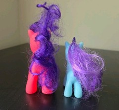 Lot Of 2 Large Plastic Play Horses Ponies Pink Blue Toy Figure Unbranded