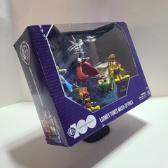 Looney Tunes Mash-Up Pack Super Heroes Series with Five Characters.