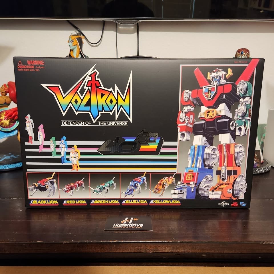 Toynami Voltron: Defender of the Universe 40th Anniversary Collector’s Set