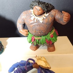 Disney Moana 10 pc Deluxe Figurine Playset Lot with extra figure (Maui as Shark)