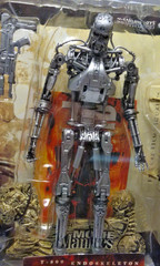Terminator 2 McFarlane Movie Maniacs Series 5, 2002 – Sarah Connor & T-800 NIB