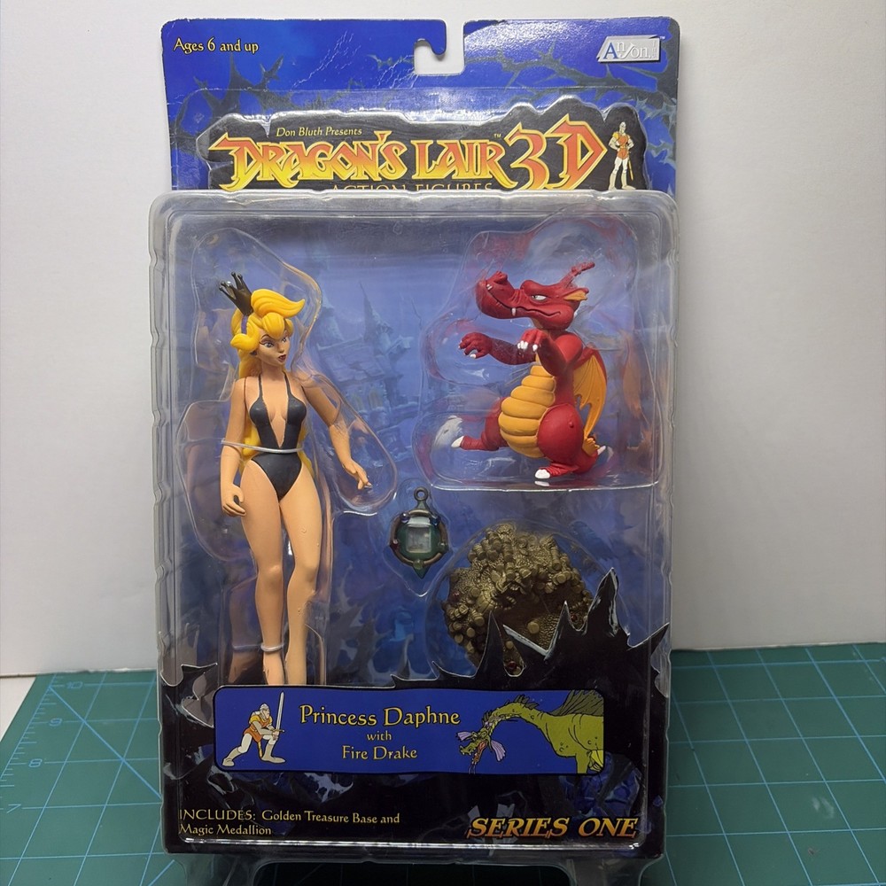 Dragon’s Lair 3D Action Figures – Series One Princess Daphne & Fire Drake Set