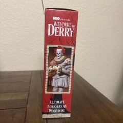 NECA Ultimate Bob Gray As Pennywise The Dancing Clown 7” Figure
