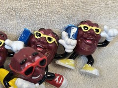 Vintage California Raisins Figures -Lot Of 24 In 6 Different Poses 1980’s