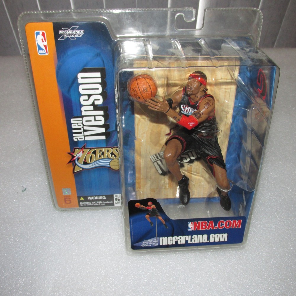 McFarlane 2004 Allen Iverson Philadelphia 76ers NBA series 6 (black jersey)