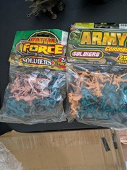 ARMY BARRACKS COMMAND BATTLE FORCE 45 Soldiers Tank Helicopter Missels JA-RU