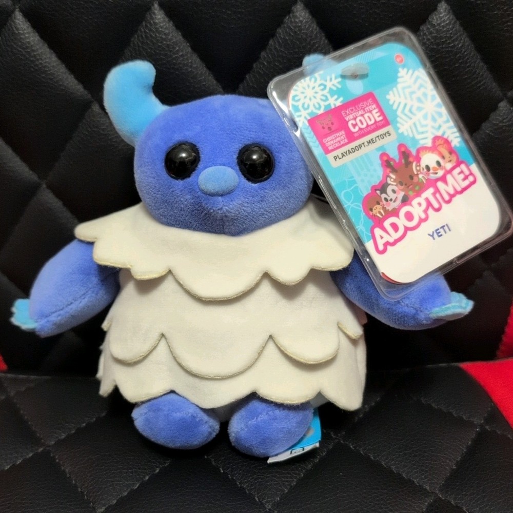ADOPT ME! Christmas YETI 4.5″ Plush With Item Code New 2024