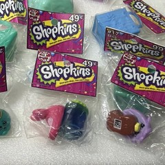 Shopkins Sweet Spot Food Fair Playset Gumball Machine Plus Several Figures More