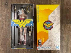 Sideshow Collectibles Exclusive DC Comics Wonder Woman 12″ 1/6 Scale Figure