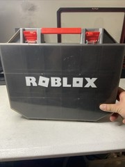 ROBLOX Toys Collector’s Toolkit Carrying Case Holds Up to 36 Figures
