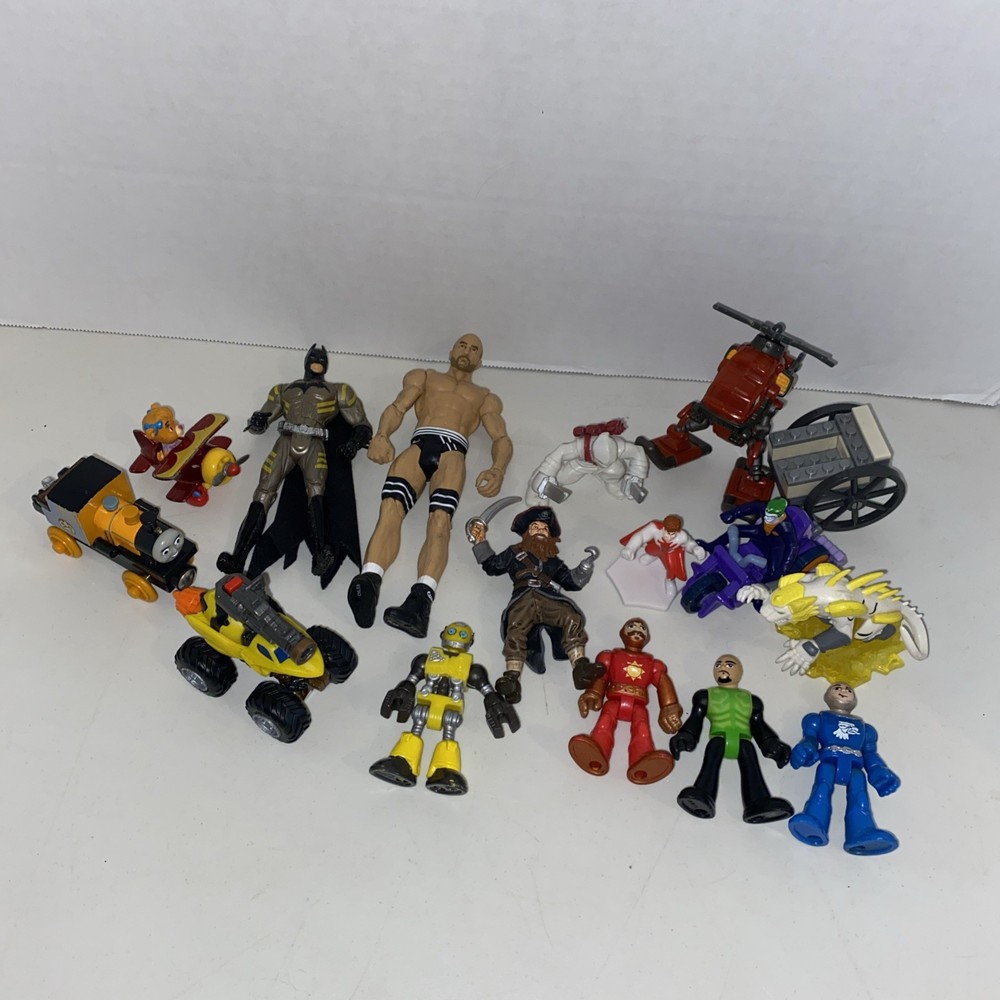 Lot Of Miscellaneous Vintage And Modern Toys – USED MIX