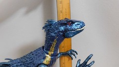 Jurassic World Track ‘n Attack Indoraptor Action Figure Lights & Sounds Dinosaur