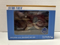 Star Trek Titans Discovery 4.5 Exclusive U.S.S. Discovery NCC-1031