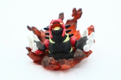 Pokemon Charizard Figure in Flames Fire 2016 Small 2.25″ Dragon