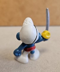 Vintage 1980s Schleich Peyo SMURFS Pirate with Sword SWASHBUCKLER Figure