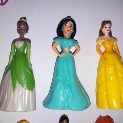 Set of 11 Disney Princess Figures Toys Girls Friendship Bracelet New