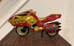 Power Rangers Dino Thunder Raptor Motorcycle & Bandai Red Ranger VINTAGE Bundle