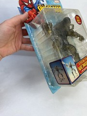 TOY BIZ AMAZING SPIDER-MAN STEALTH VENOM and DUAL BLAST SHOCKER ACTION FIGURE